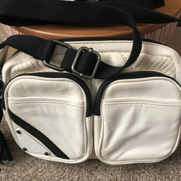 L.A.M.B. White w/Black Zippers Leather Crossbody Bag, Adjustable Strap, Dust Bag - Picture 2 of 16